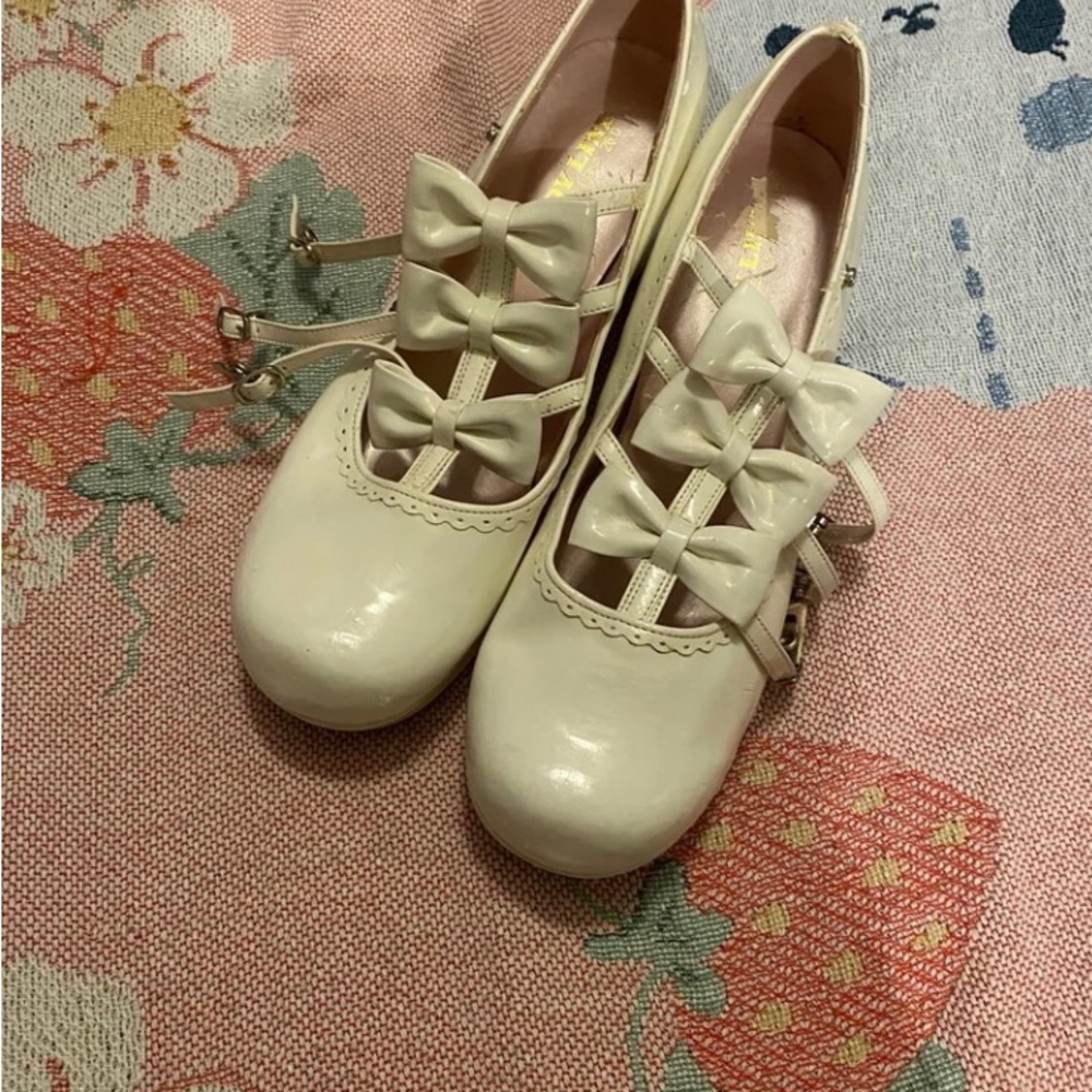 Bodyline Lolita shoes